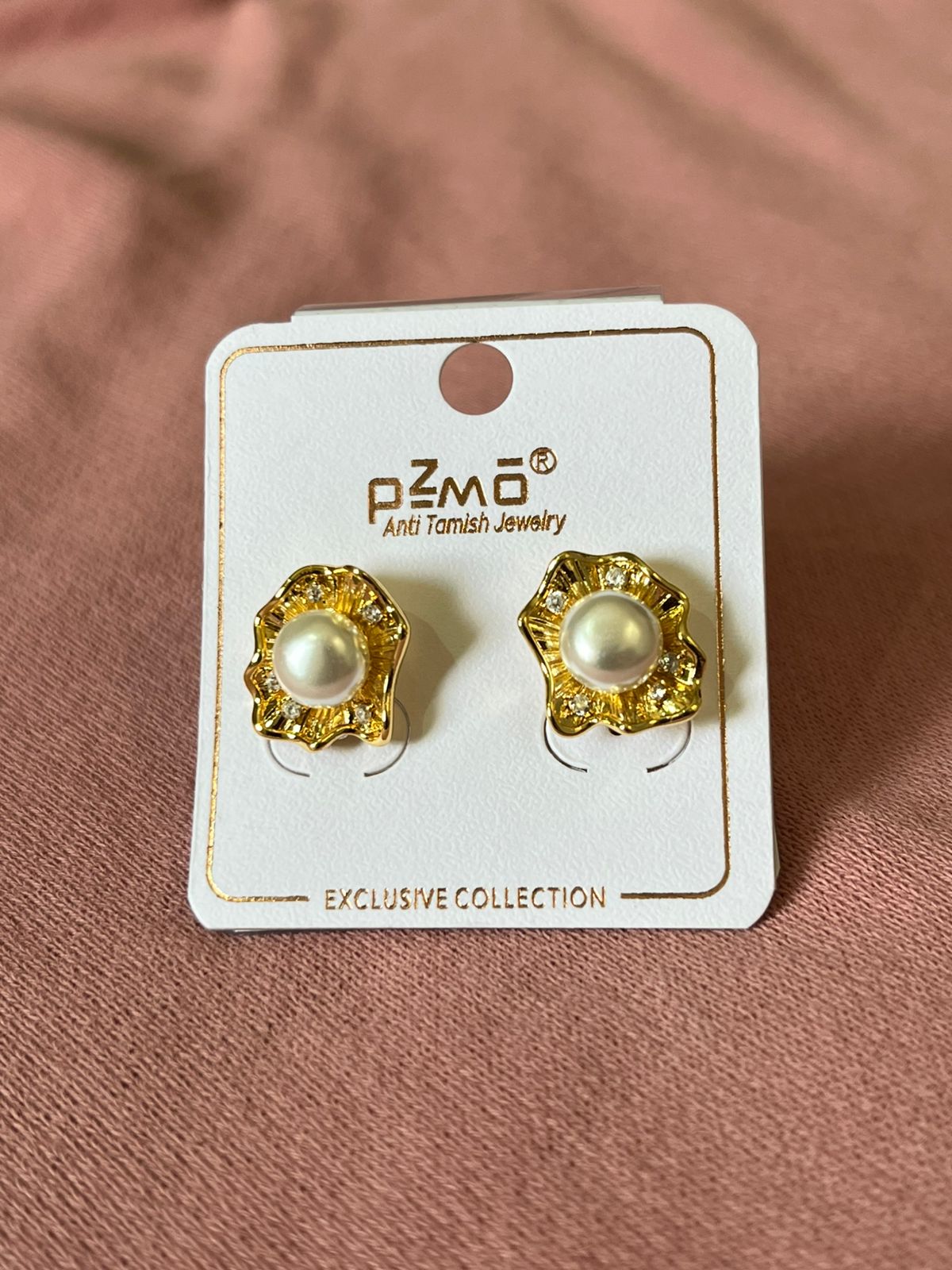 Pearl Petal Glow Earrings