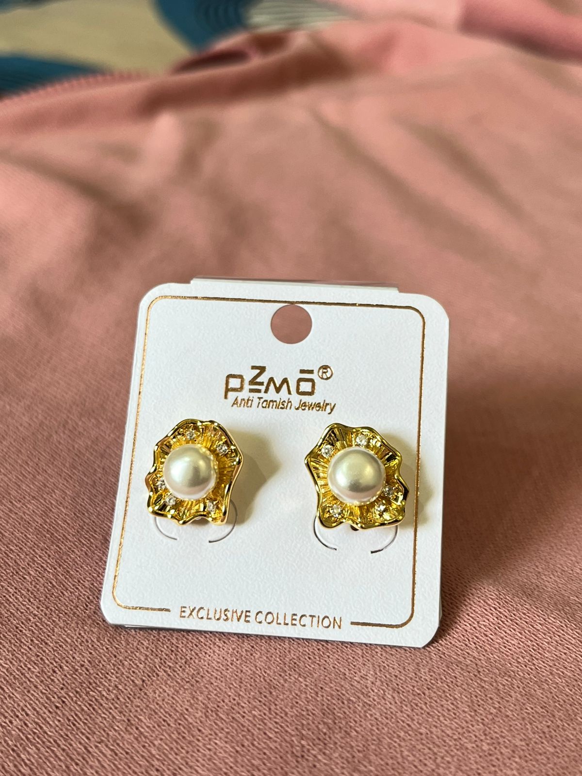 Pearl Petal Glow Earrings